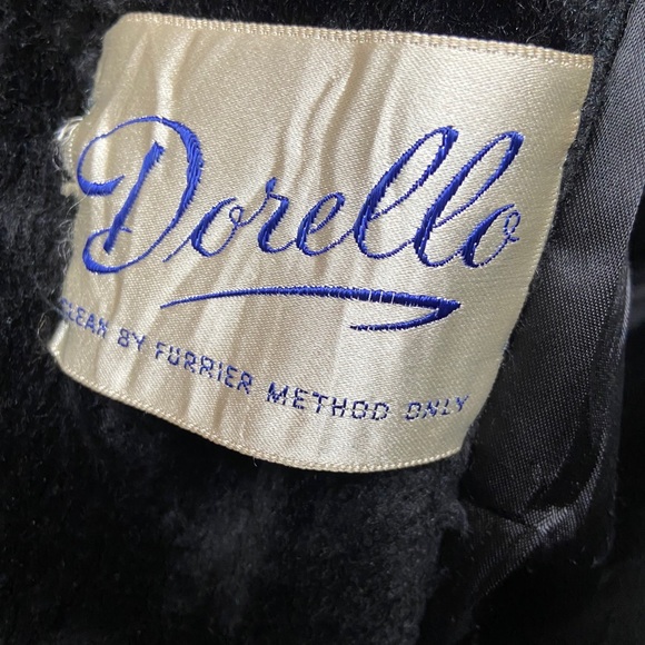 Coat - Picture 5 of 5